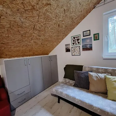 Cudnie Tu - אכסניה בורסק